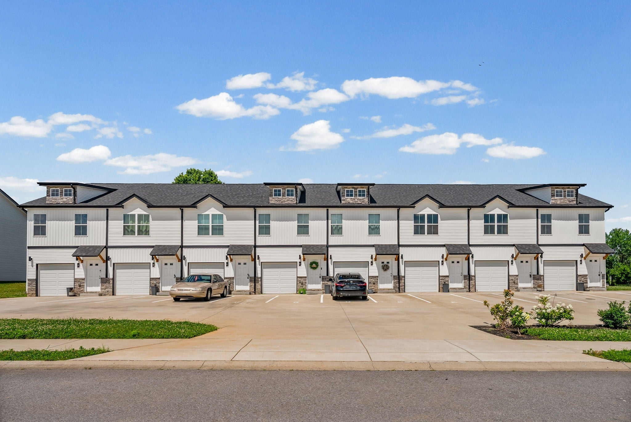 224 Drayton Dr G