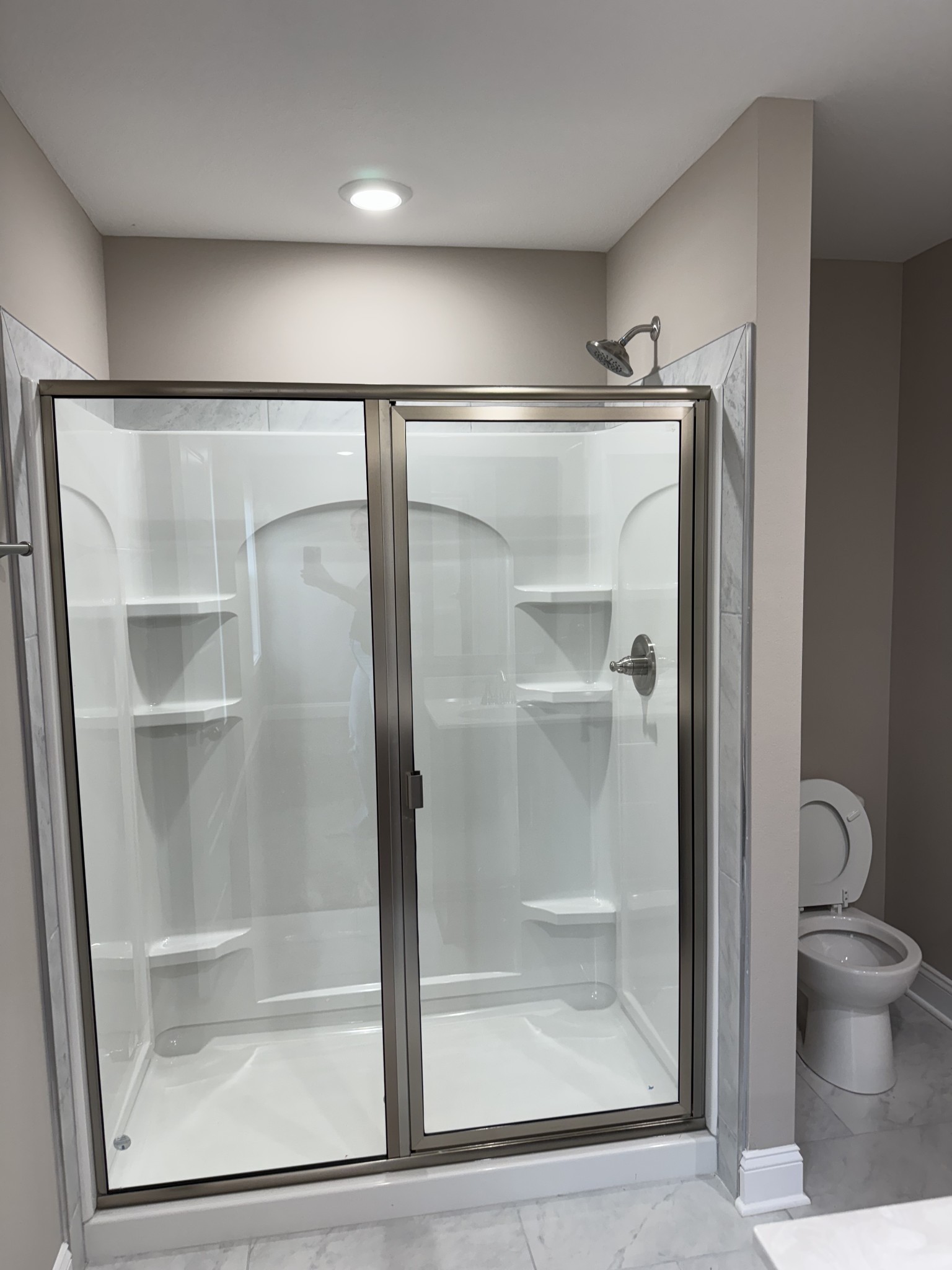 Clarksville, Tennessee 37040, United States, 3 Bedrooms Bedrooms, ,2 BathroomsBathrooms,Residential,Active,36376