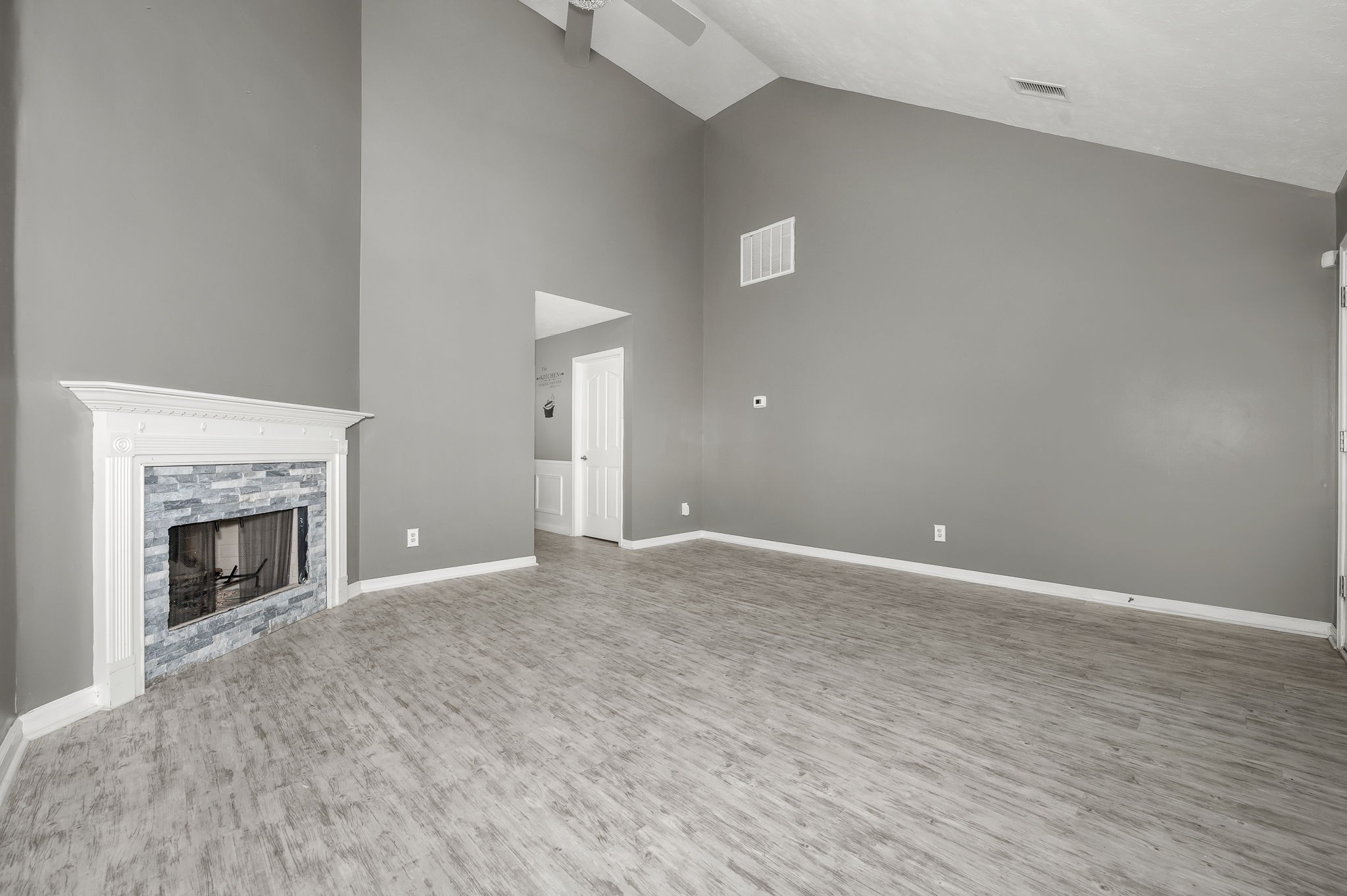1346 Tonya Dr