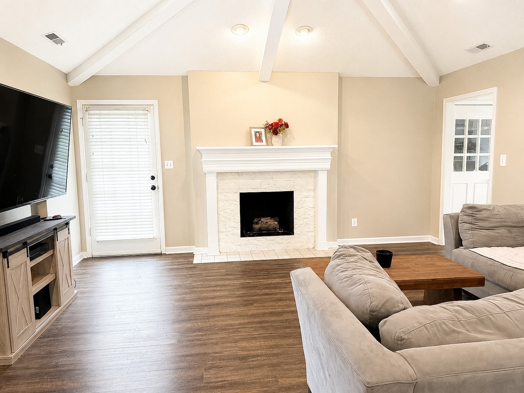 133 Oak Hill Dr E