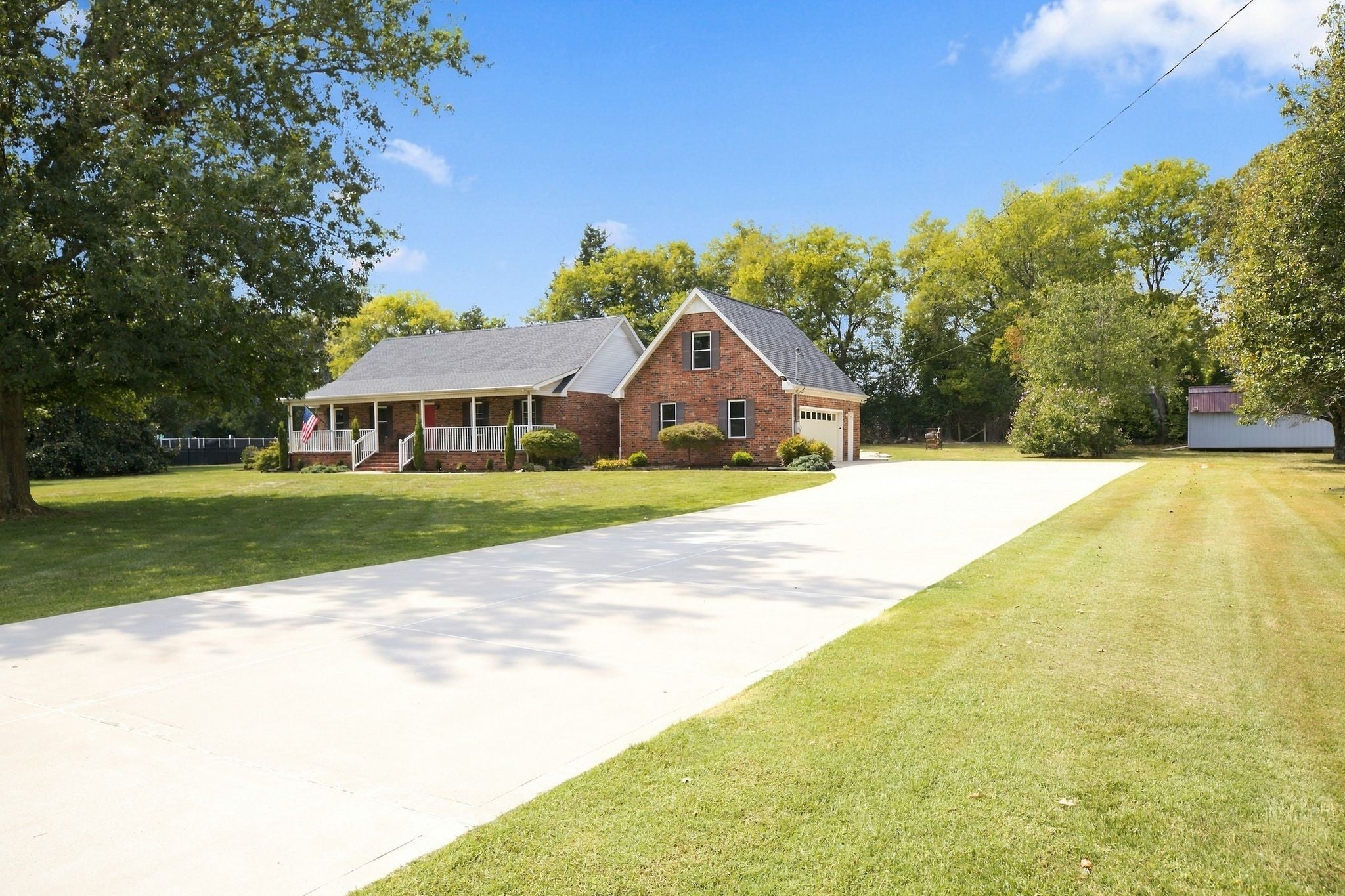 9011 Dandelion Dr