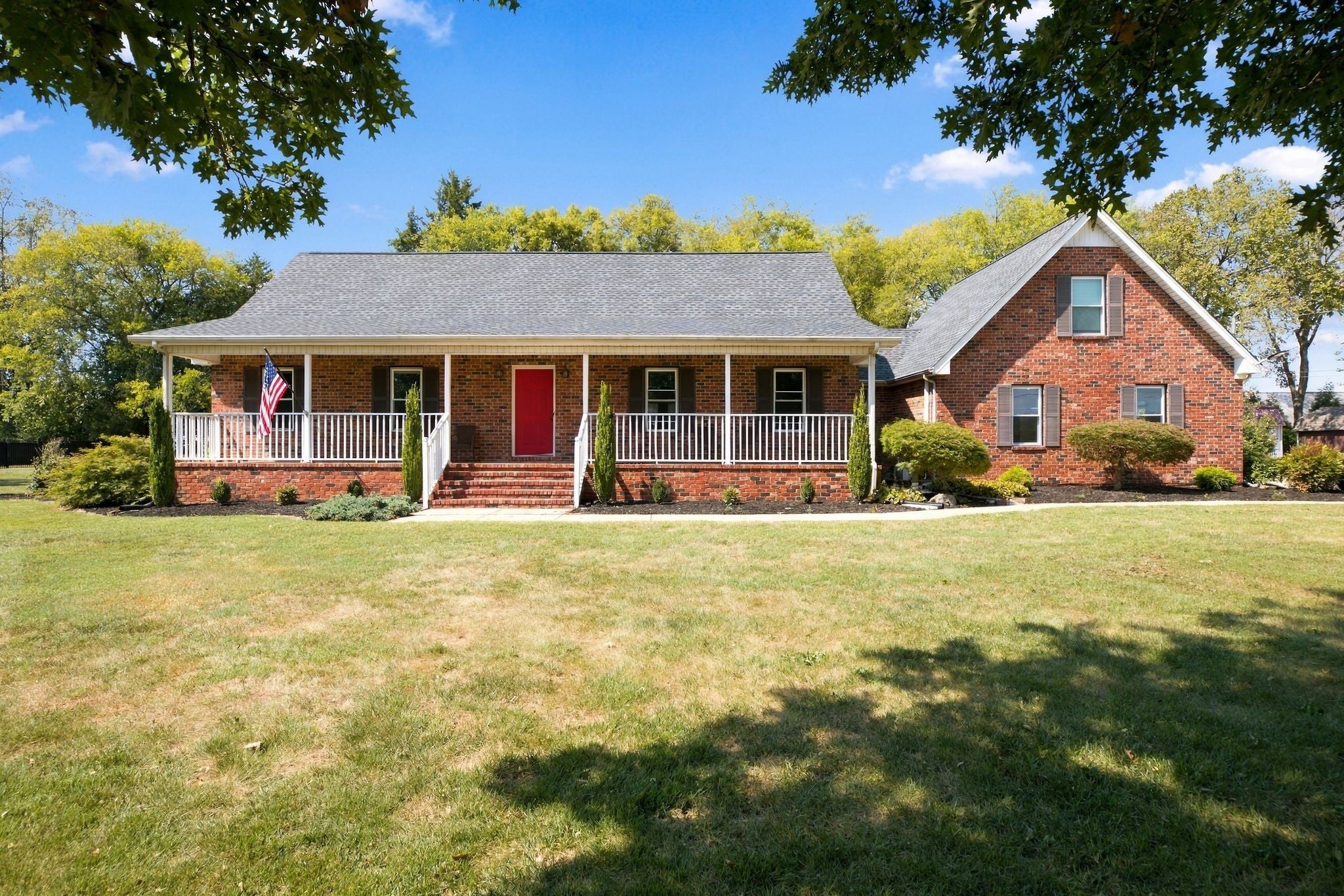 9011 Dandelion Dr