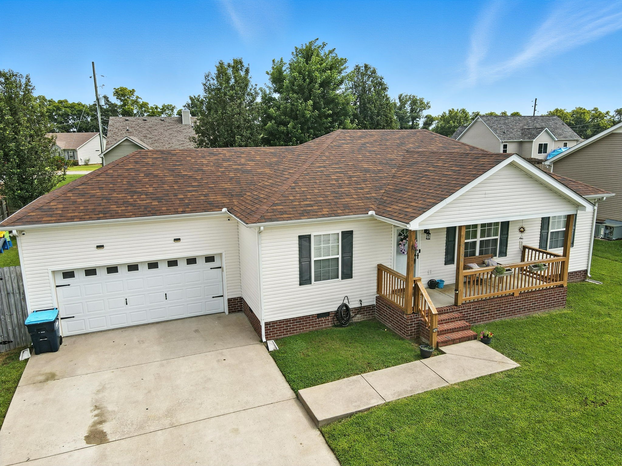 1106 Halverson Dr