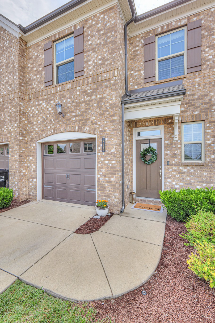 3105 Defilade Dr