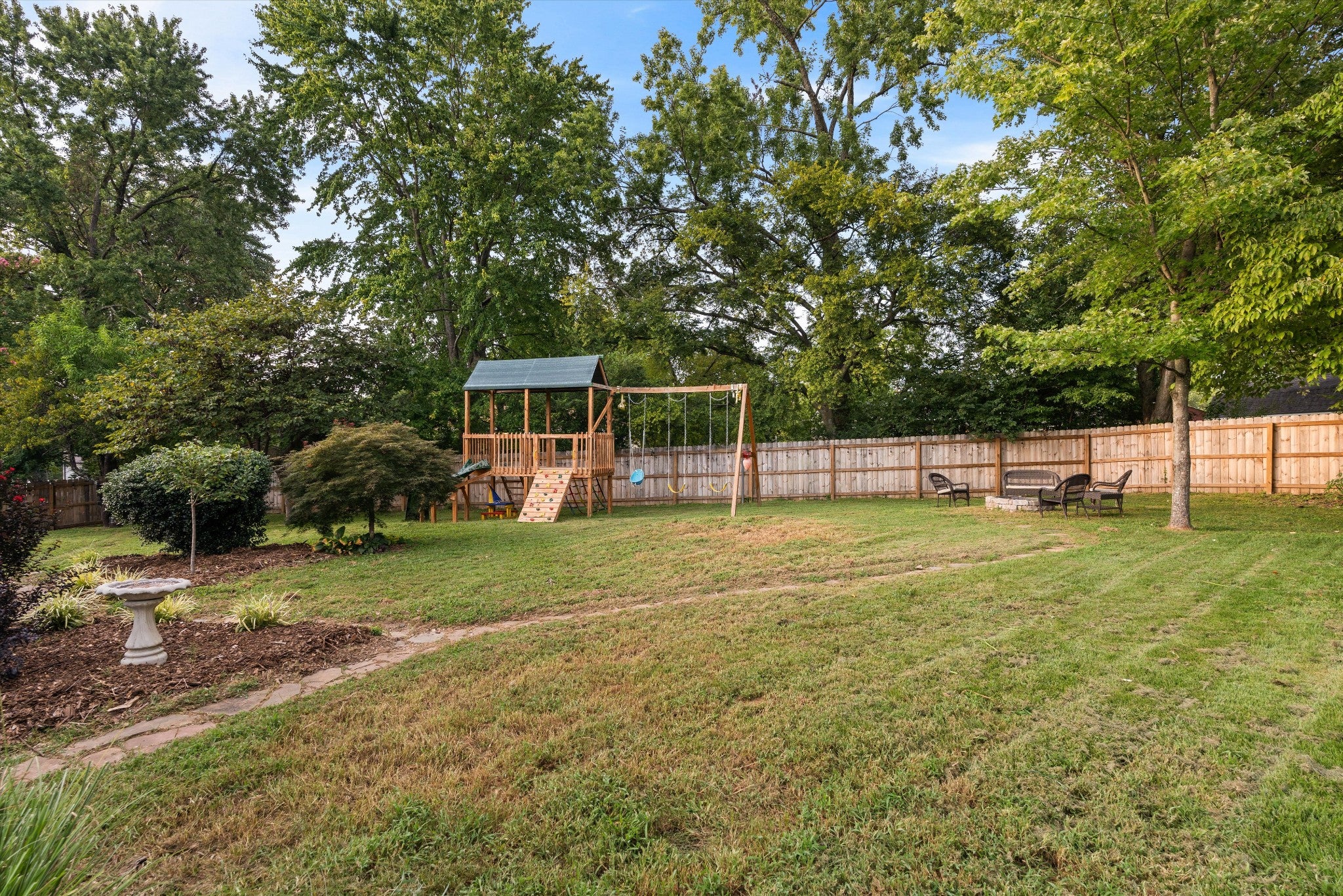 5132 Raywood Ln