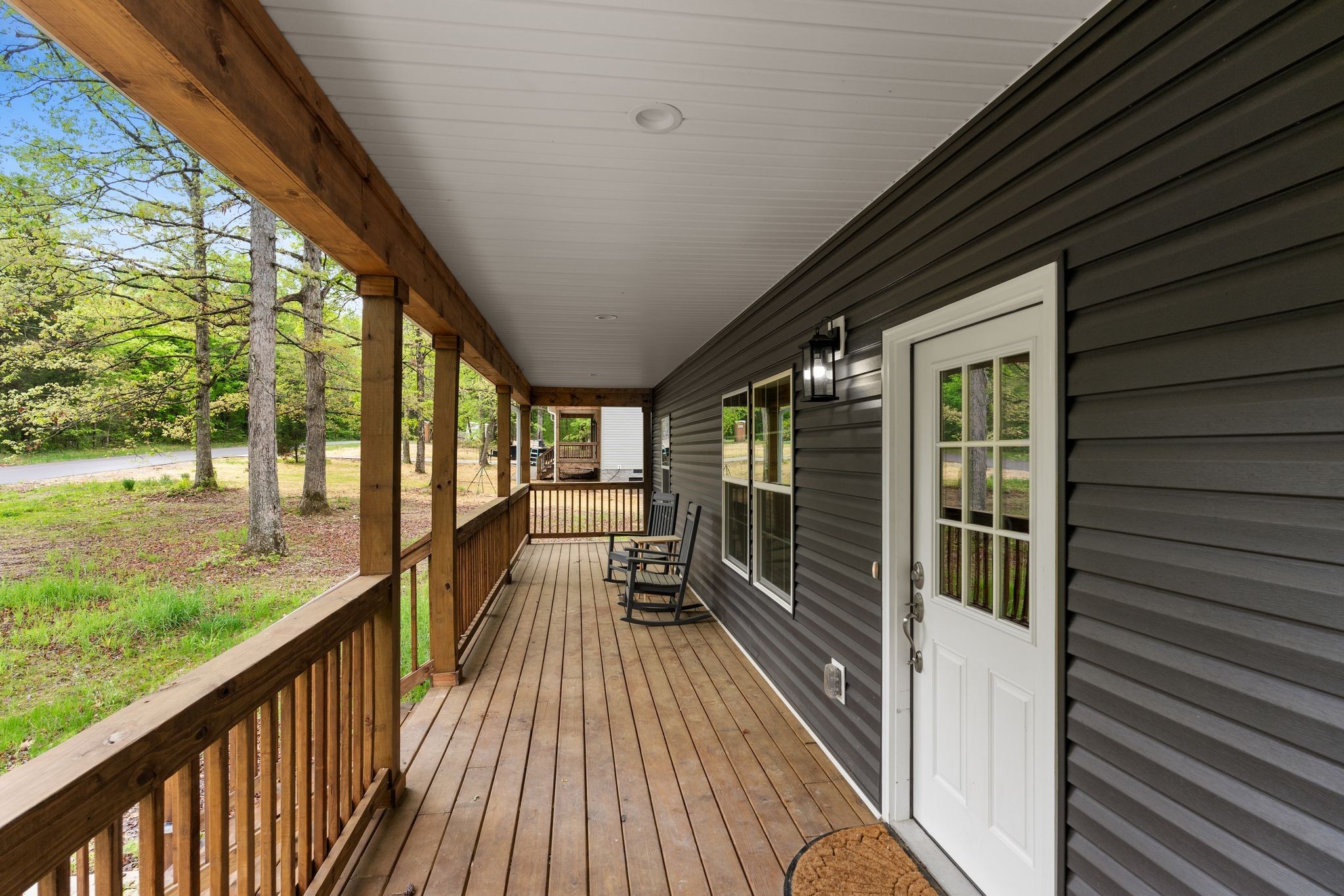 122 Deerwood Ct