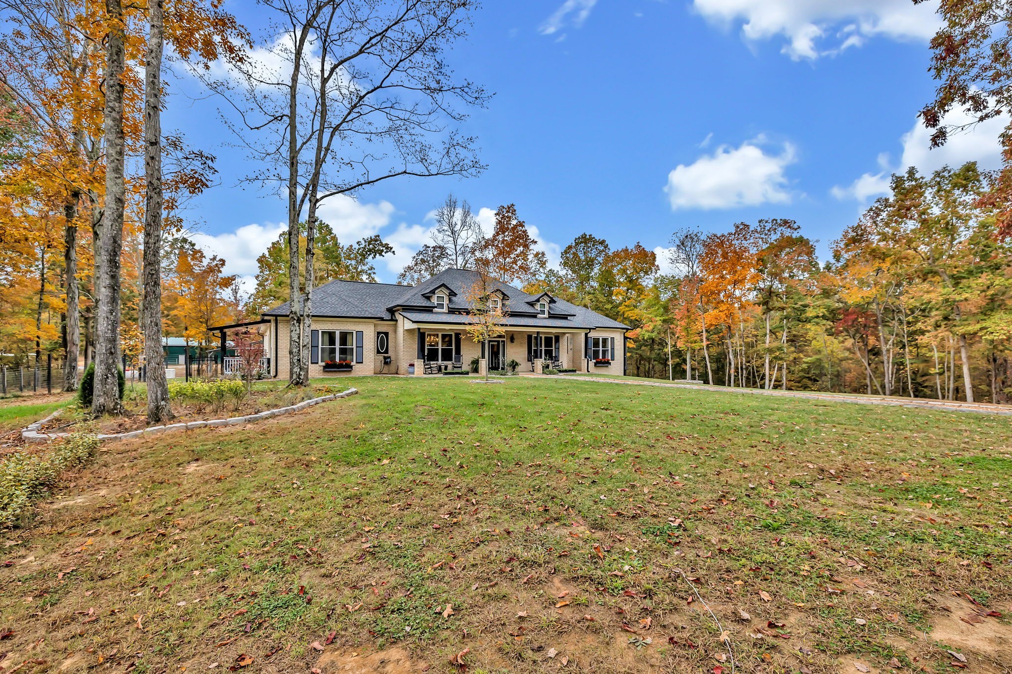 230 Anchor Dr