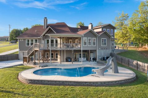 505 Calista Rd White House TN 37188