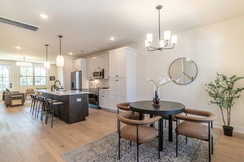 145 Whitsett Rd 26 Nashville TN 37210