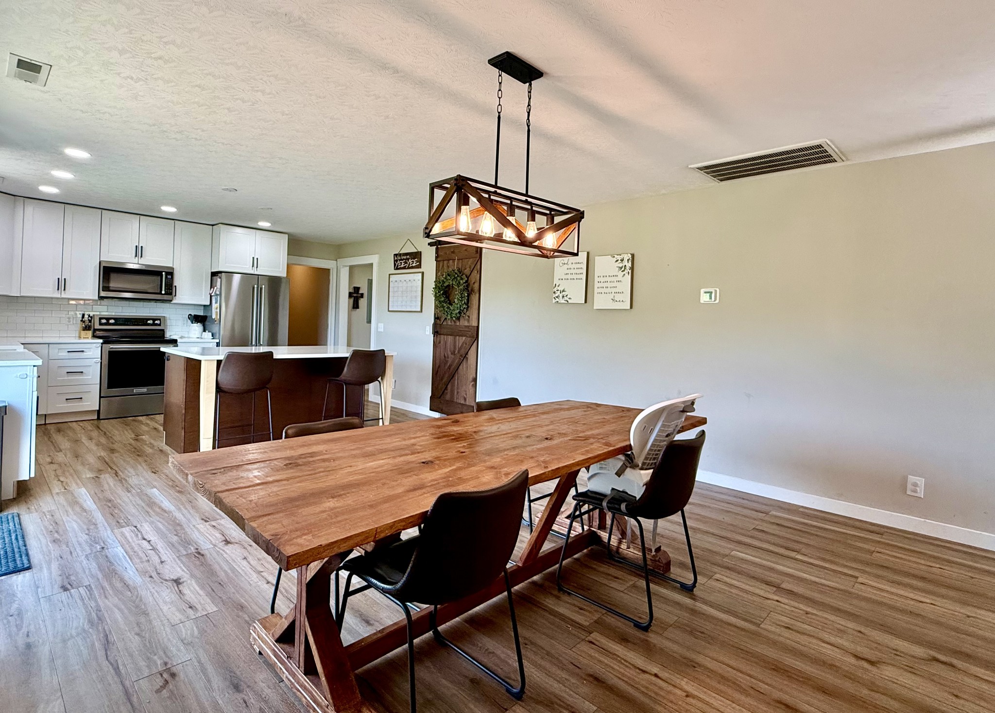 6026 Buzzard Creek Rd