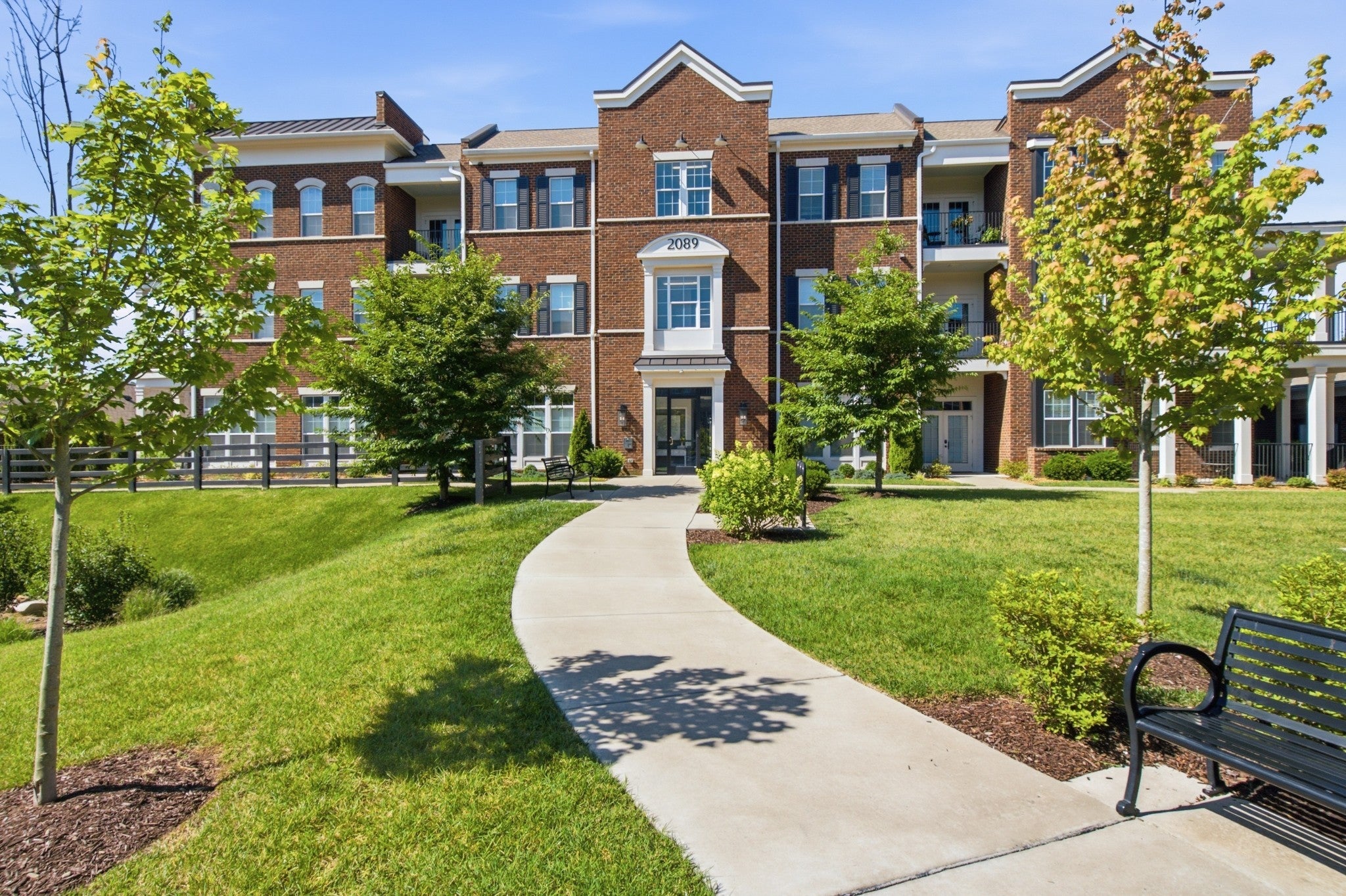 2089 Branford Pl 204