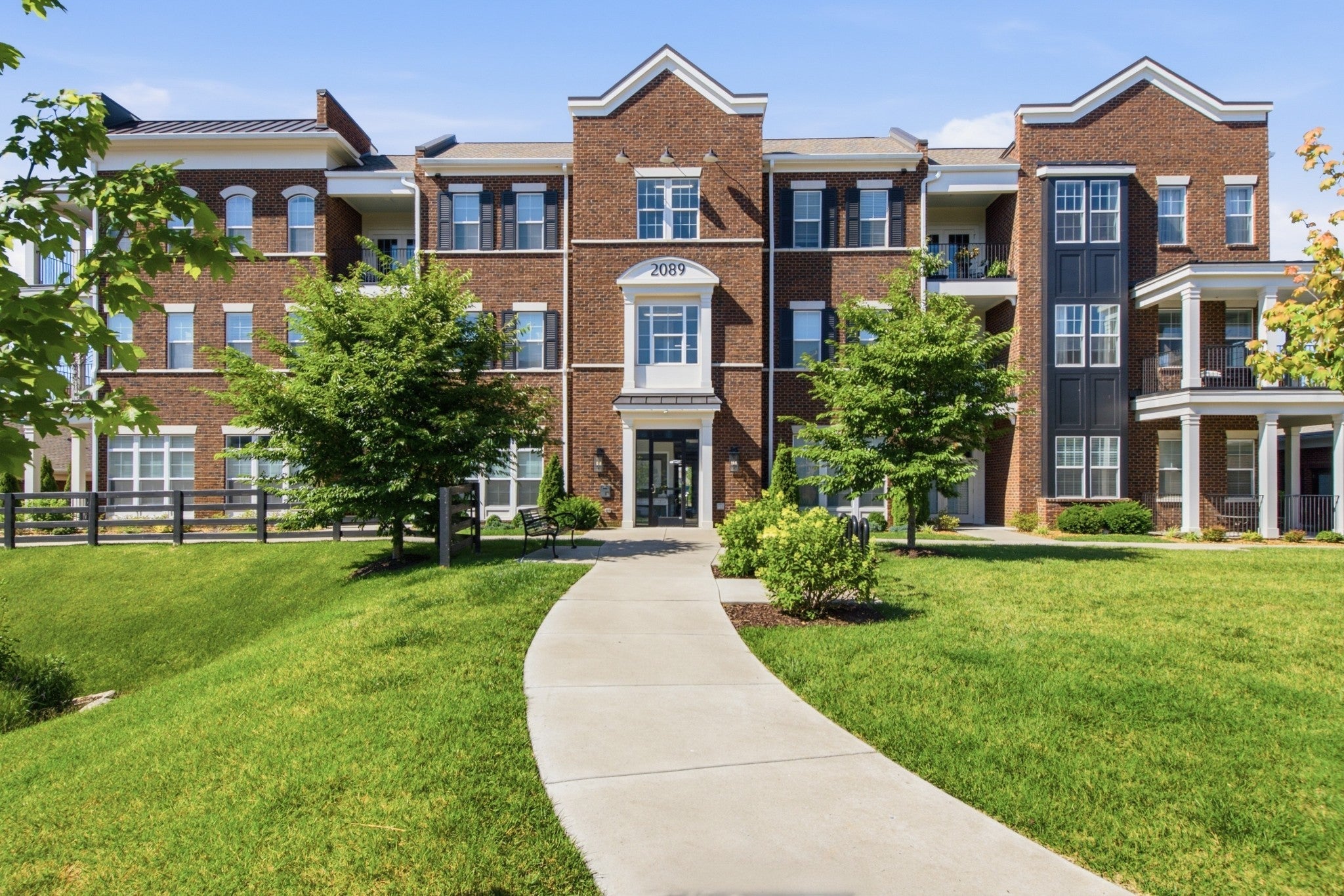 2.0-bed rental at 2089 Branford Pl 204