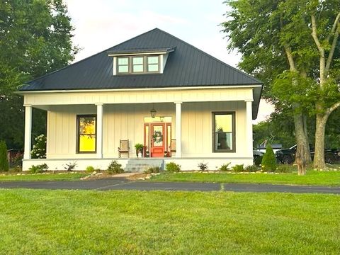 3702 Highway 231 N Shelbyville TN 37160