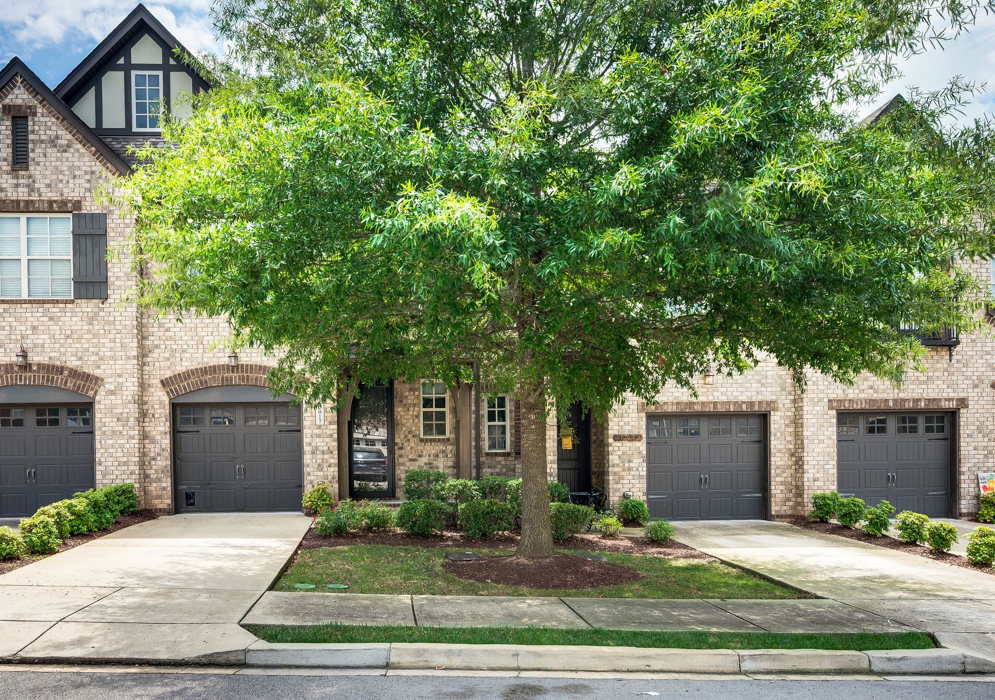 2017 Bungalow Dr