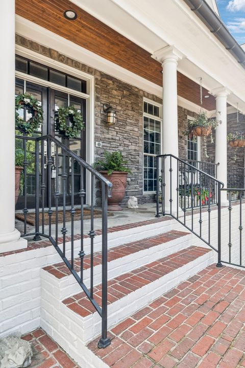 173 Allenhurst Cir Franklin TN 37067