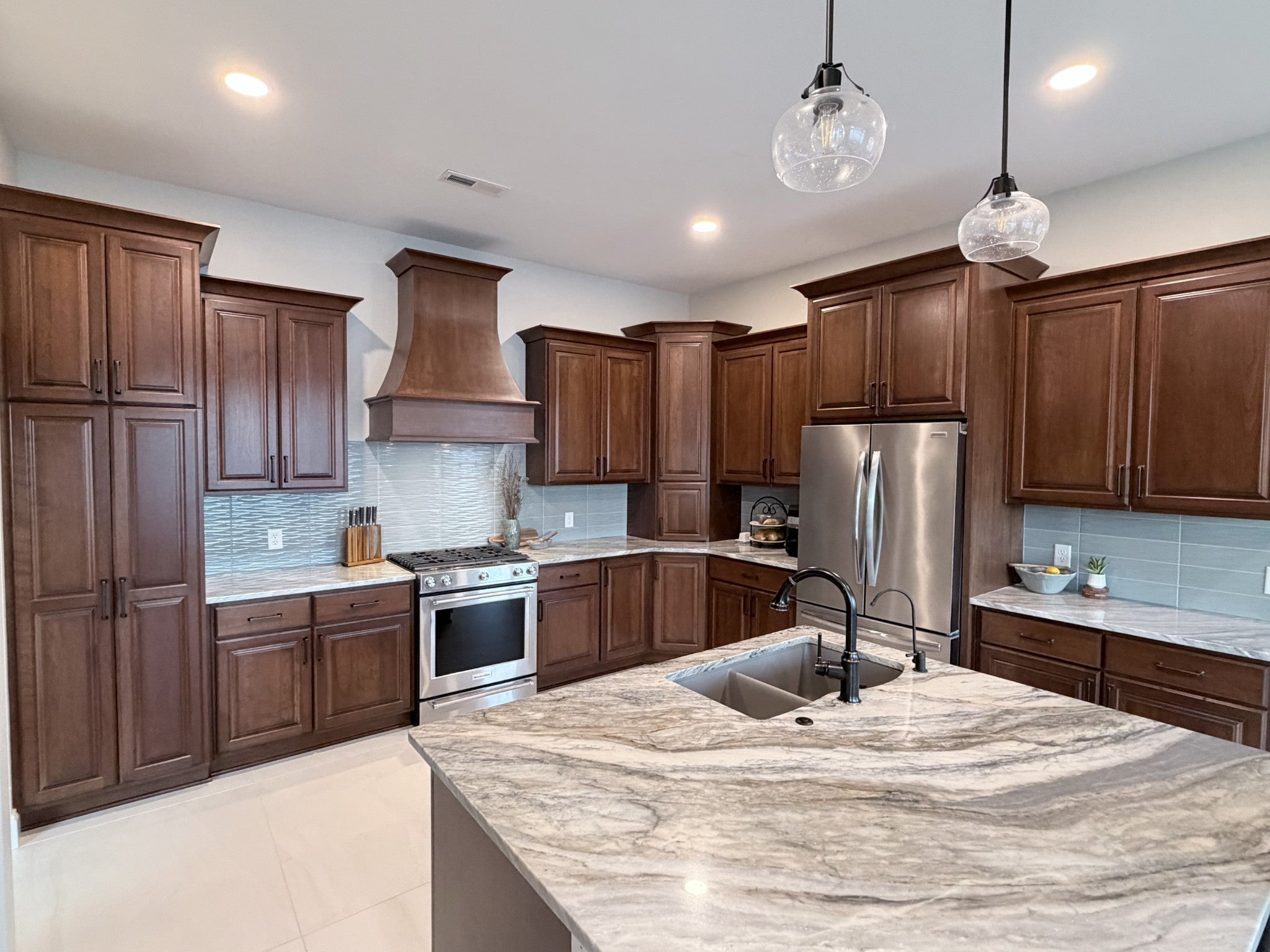 1018 Idlewild Dr