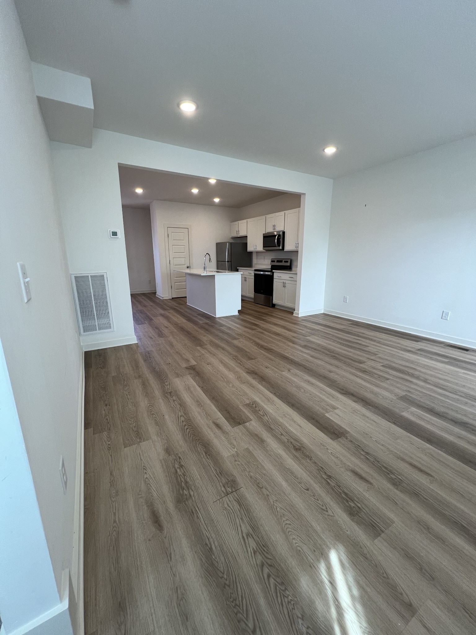 302 Williams Ave 110