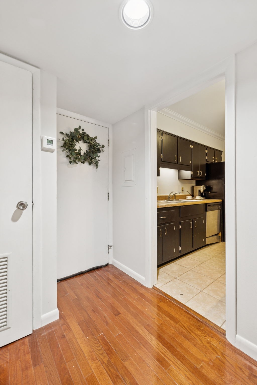 1302 Martin Luther King Blvd 32