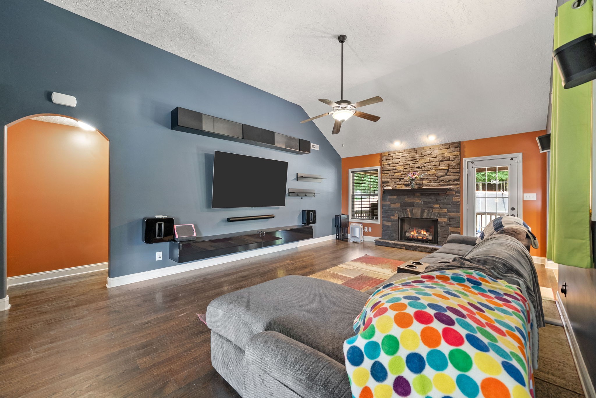 3296 Timberdale Dr