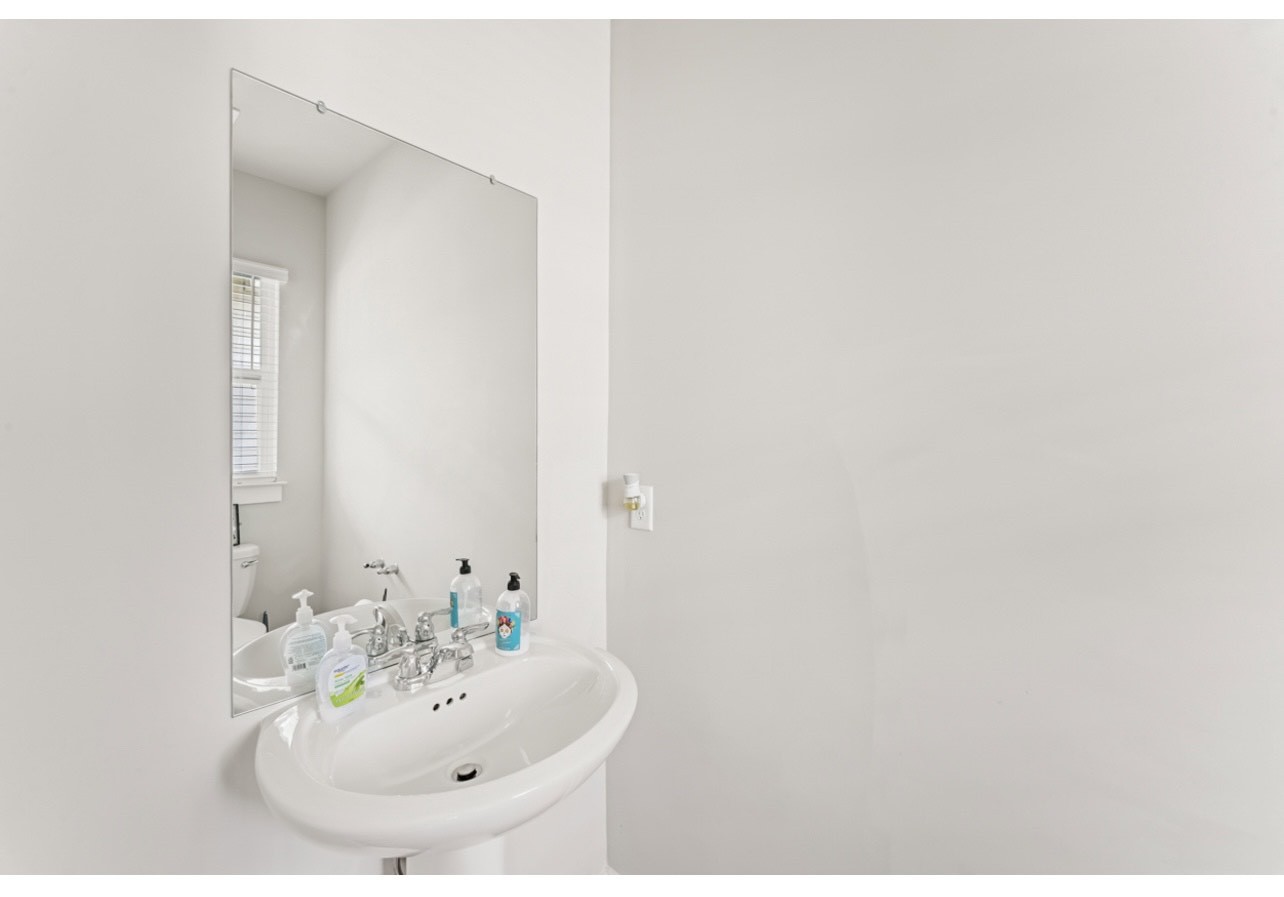 Lebanon, Tennessee 37087, United States, 4 Bedrooms Bedrooms, ,3 BathroomsBathrooms,Residential,Active,19376