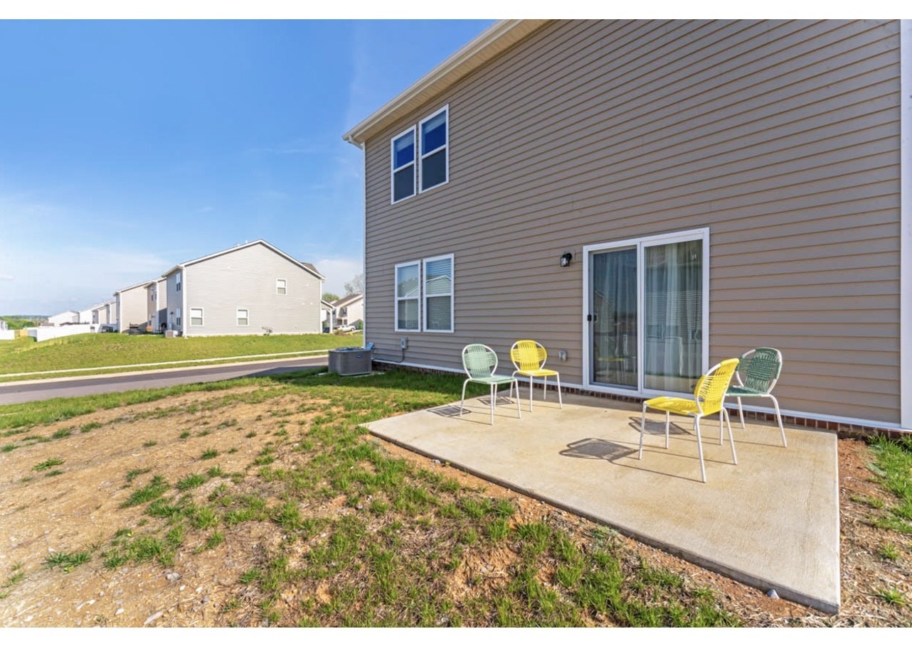 Lebanon, Tennessee 37087, United States, 4 Bedrooms Bedrooms, ,3 BathroomsBathrooms,Residential,Active,19376