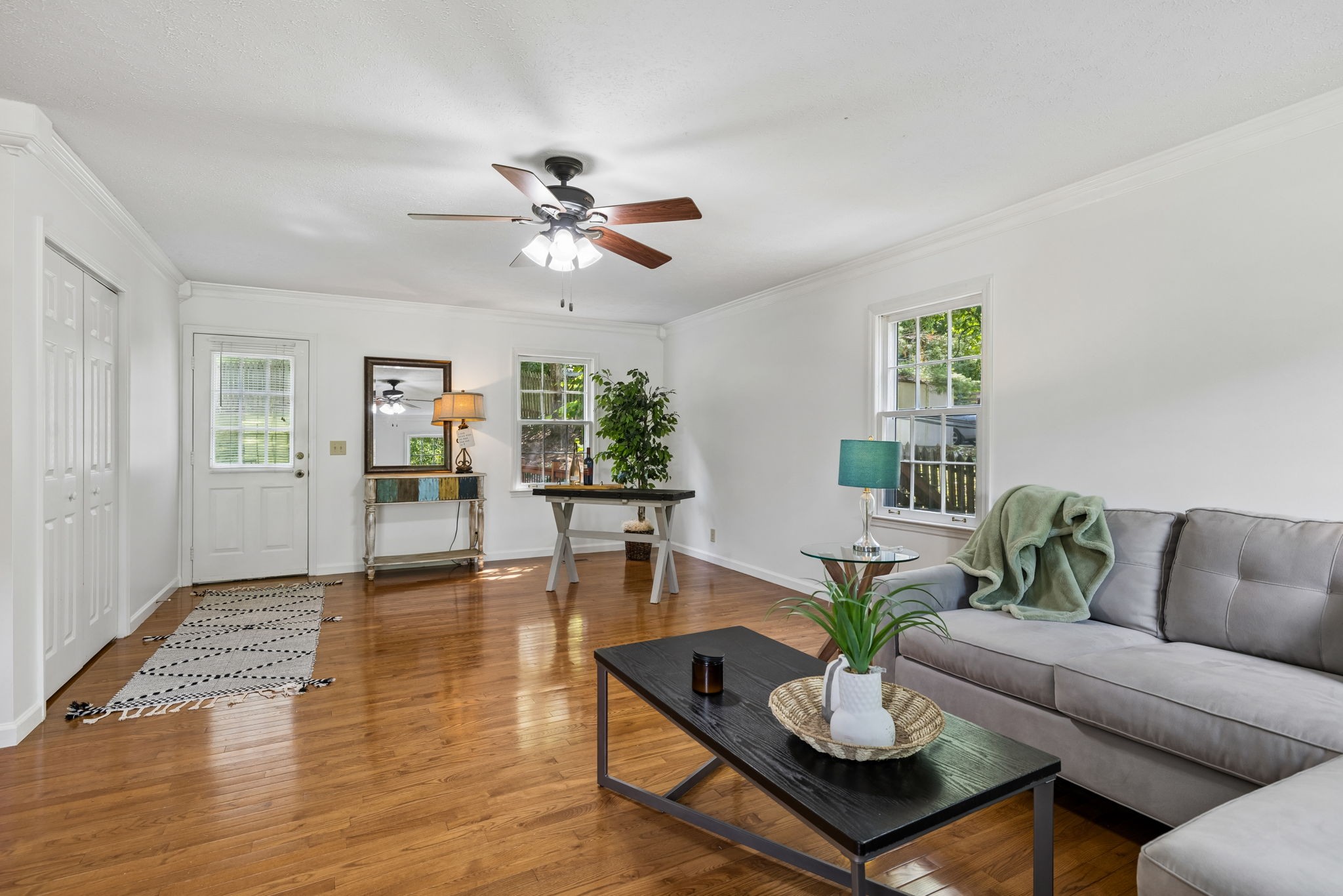 1119 Deer Lake Rd, Franklin TN 37069 3-bed home, photo 14 of 30