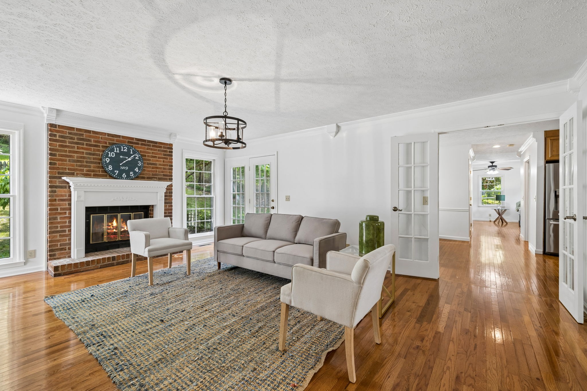 1119 Deer Lake Rd