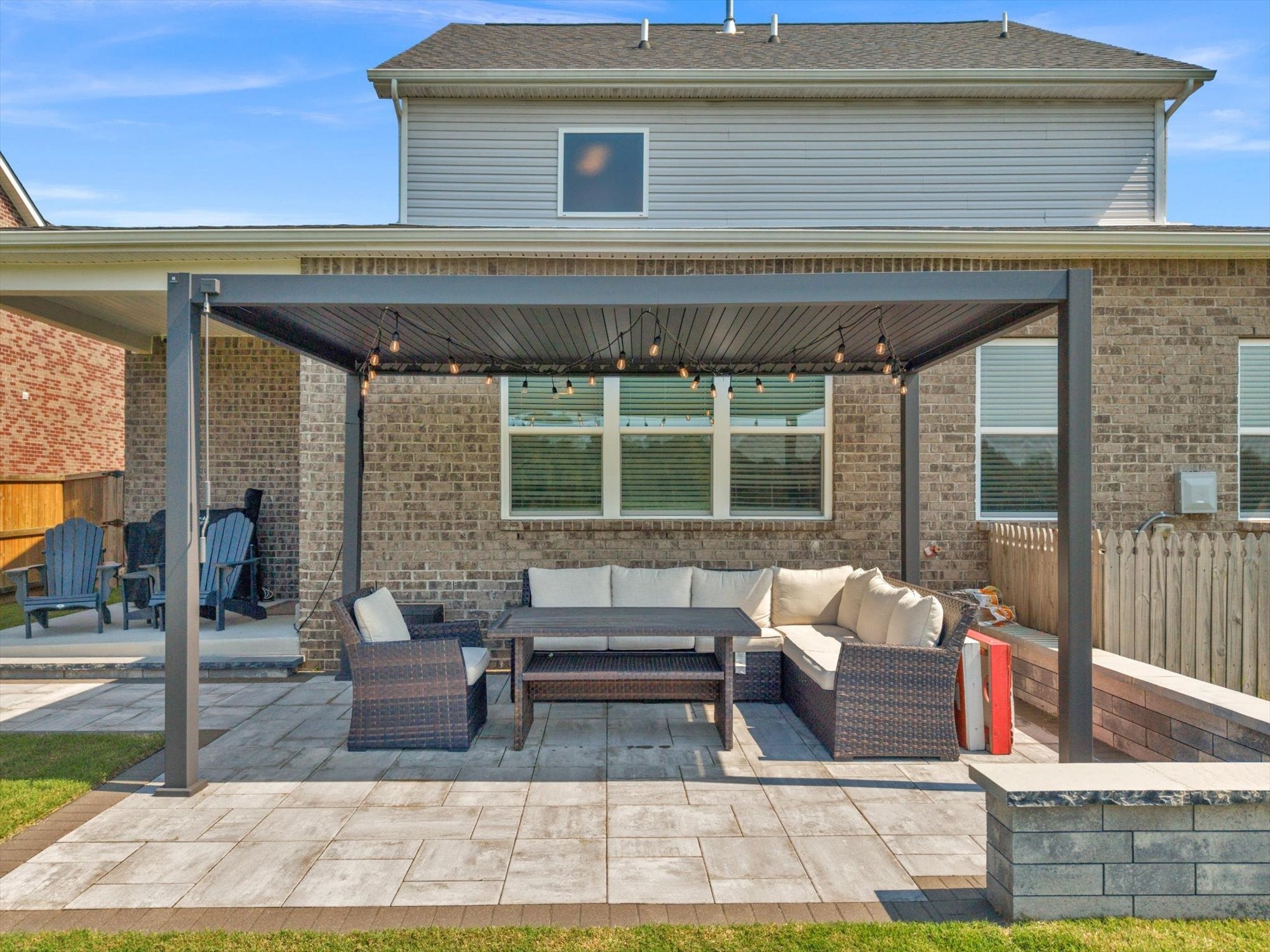 1207 Hodges Rd
