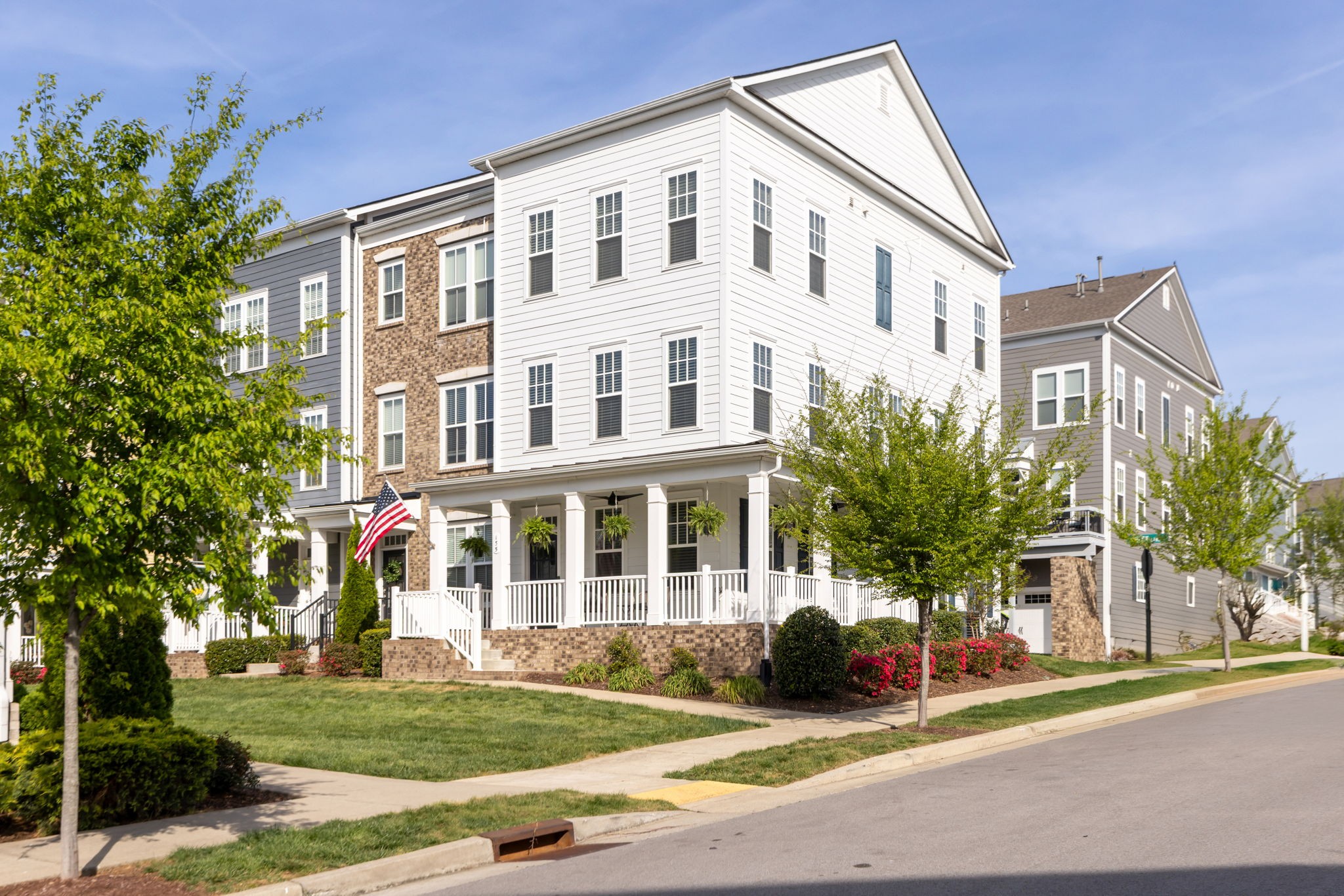 135 Burkitt Commons Ave