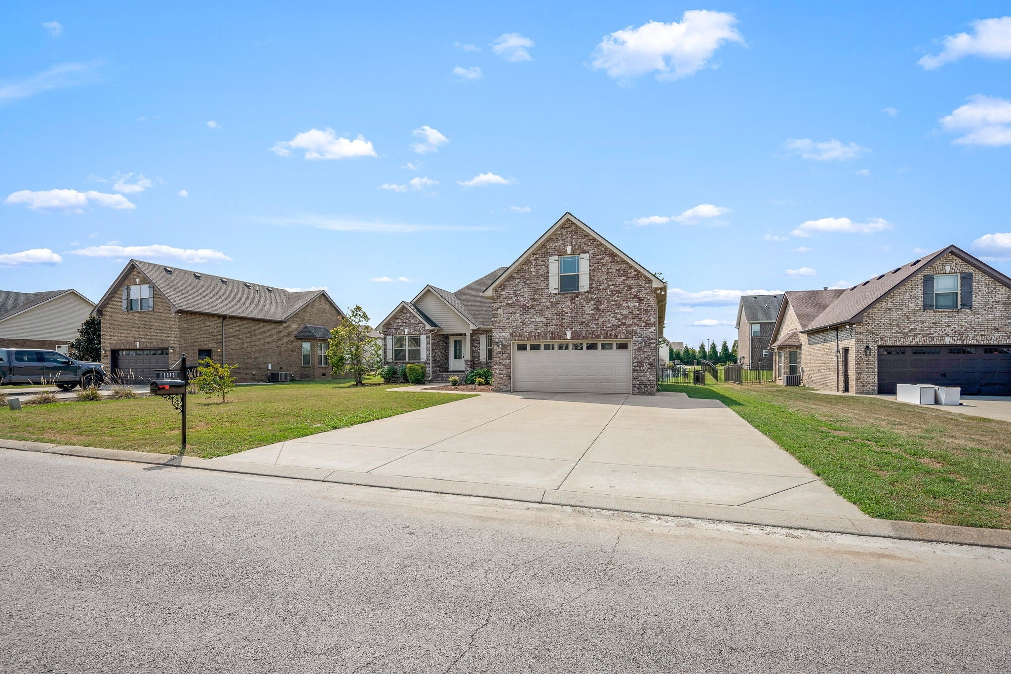 1413 Sam Houston Ave