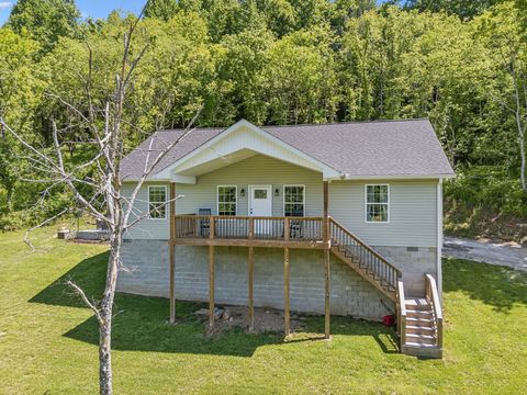 78 Dog Branch Rd S Pleasant Shade TN 37145