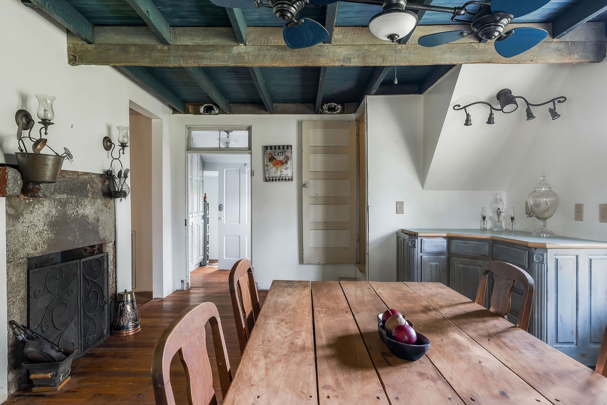 134 Opossum Hollow Rd