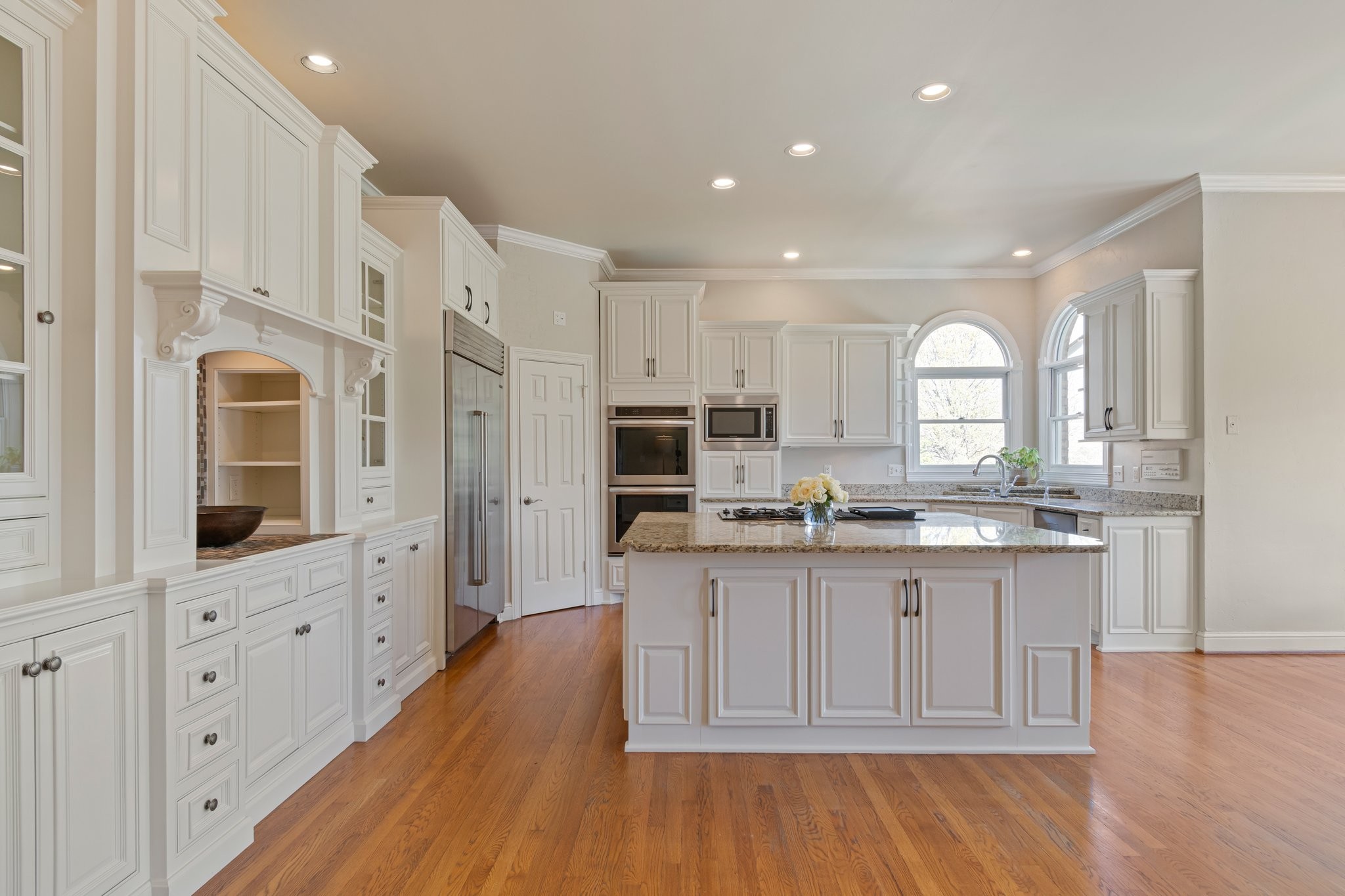 Brentwood, Tennessee 37027, United States, 4 Bedrooms Bedrooms, ,5 BathroomsBathrooms,Residential,Active,21804