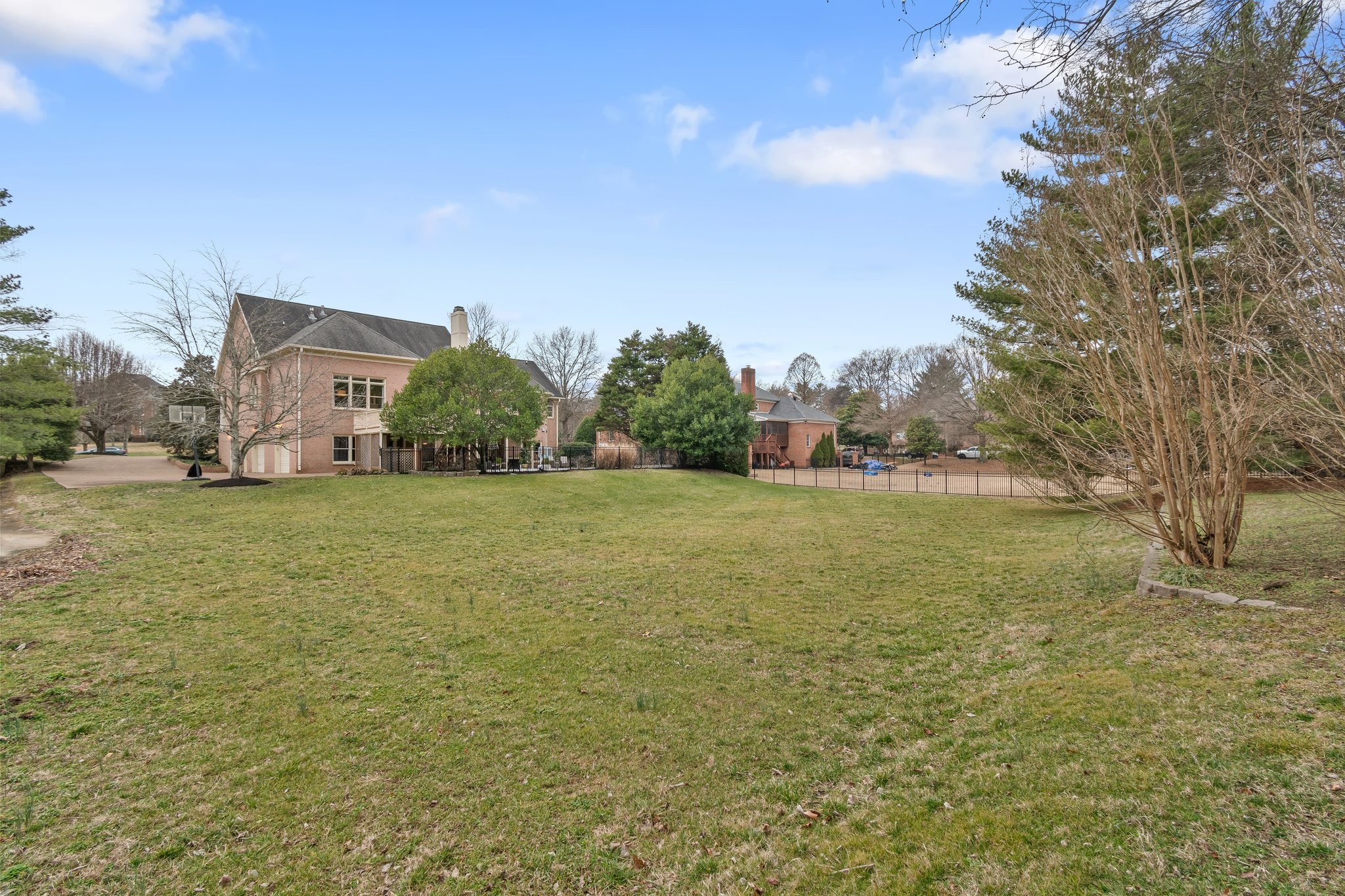 Brentwood, Tennessee 37027, United States, 4 Bedrooms Bedrooms, ,5 BathroomsBathrooms,Residential,Active,21804