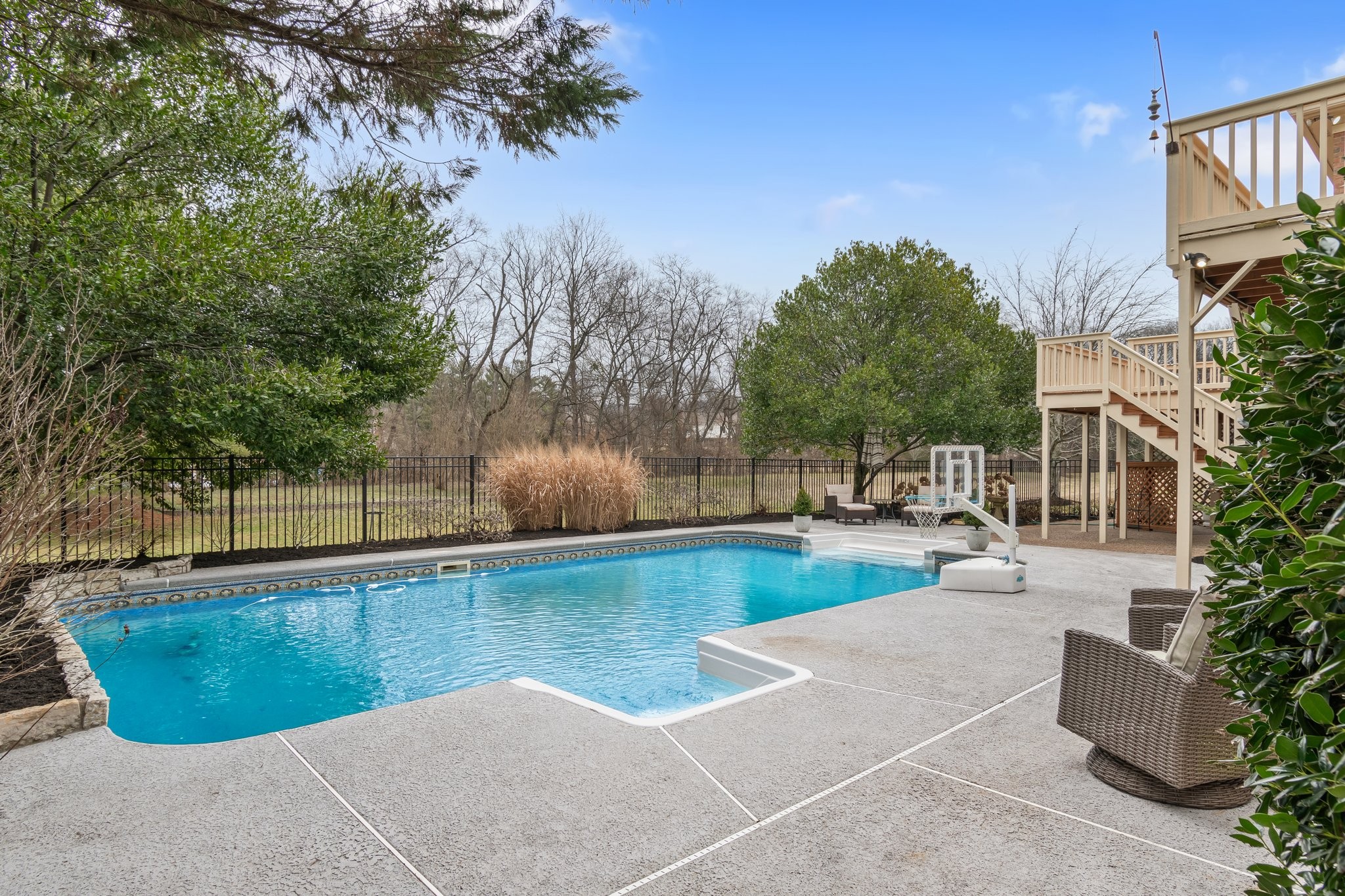 Brentwood, Tennessee 37027, United States, 4 Bedrooms Bedrooms, ,5 BathroomsBathrooms,Residential,Active,21804