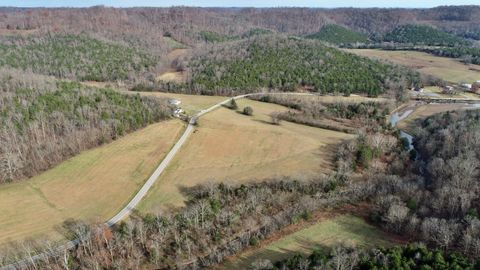 Photo of 990 Wartrace Hwy, Pleasant Shade, TN 37145 (MLS # 3129531)