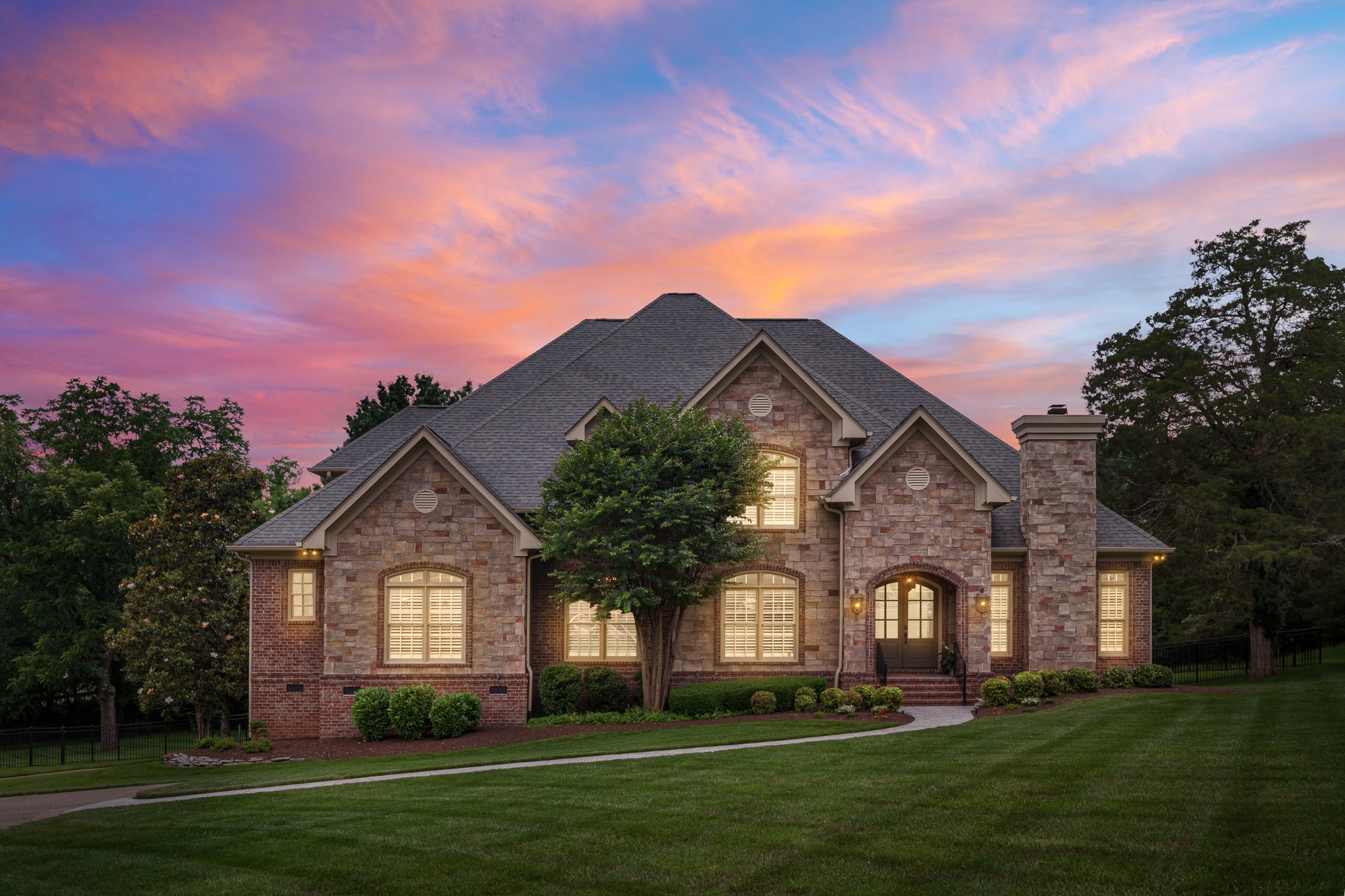 101 Balleroy Dr