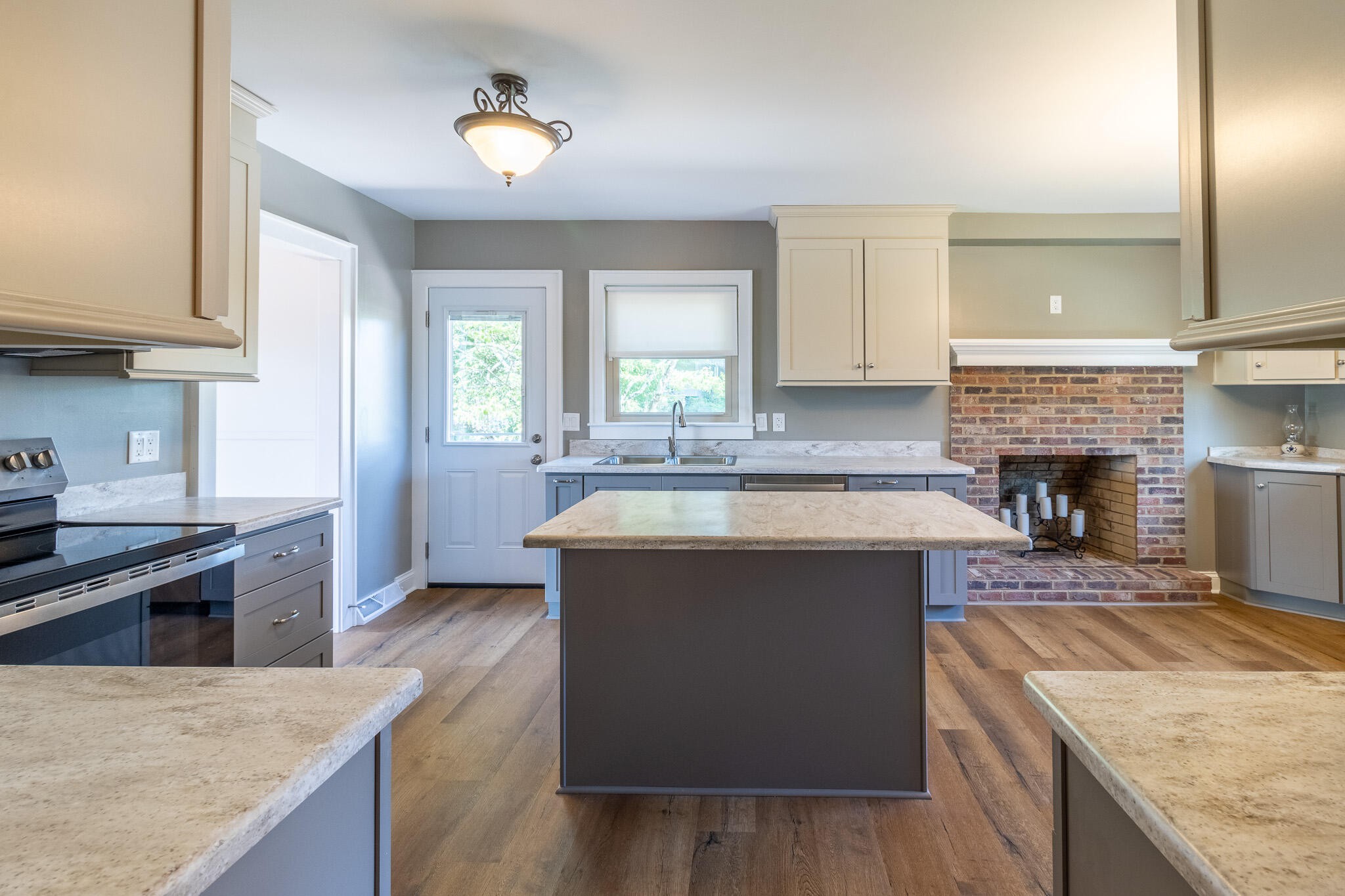 908 Brynwood Drive