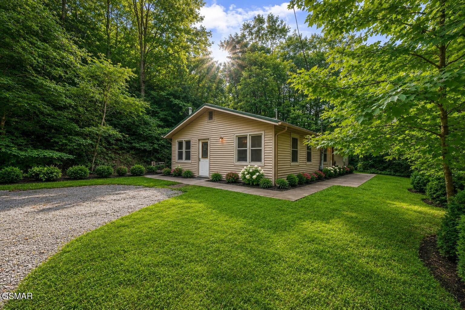 324 Whaley Way
