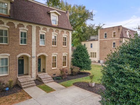 Photo of 2102A Sharondale Dr, Nashville, TN 37215 (MLS # 3098849)