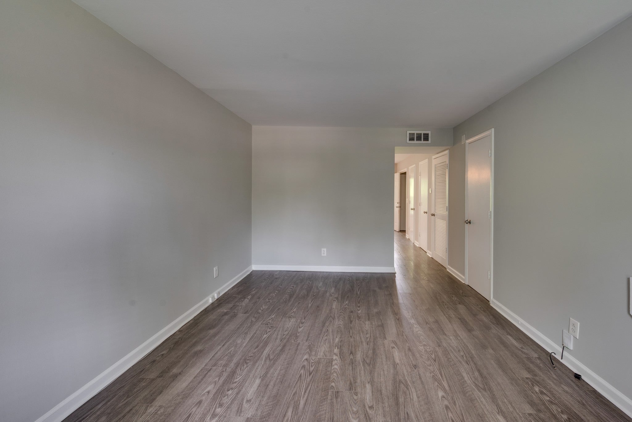 1507 Clifton Ln
