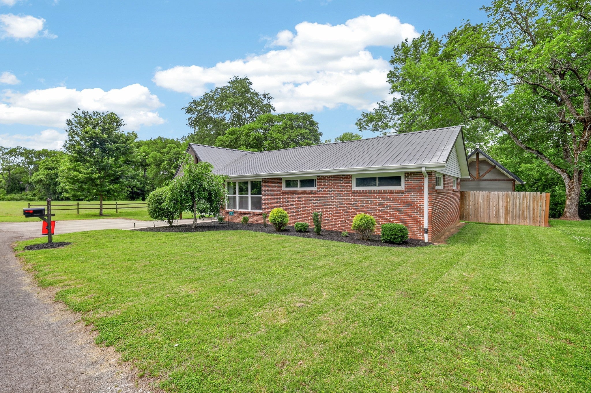 111 Goodner Ln