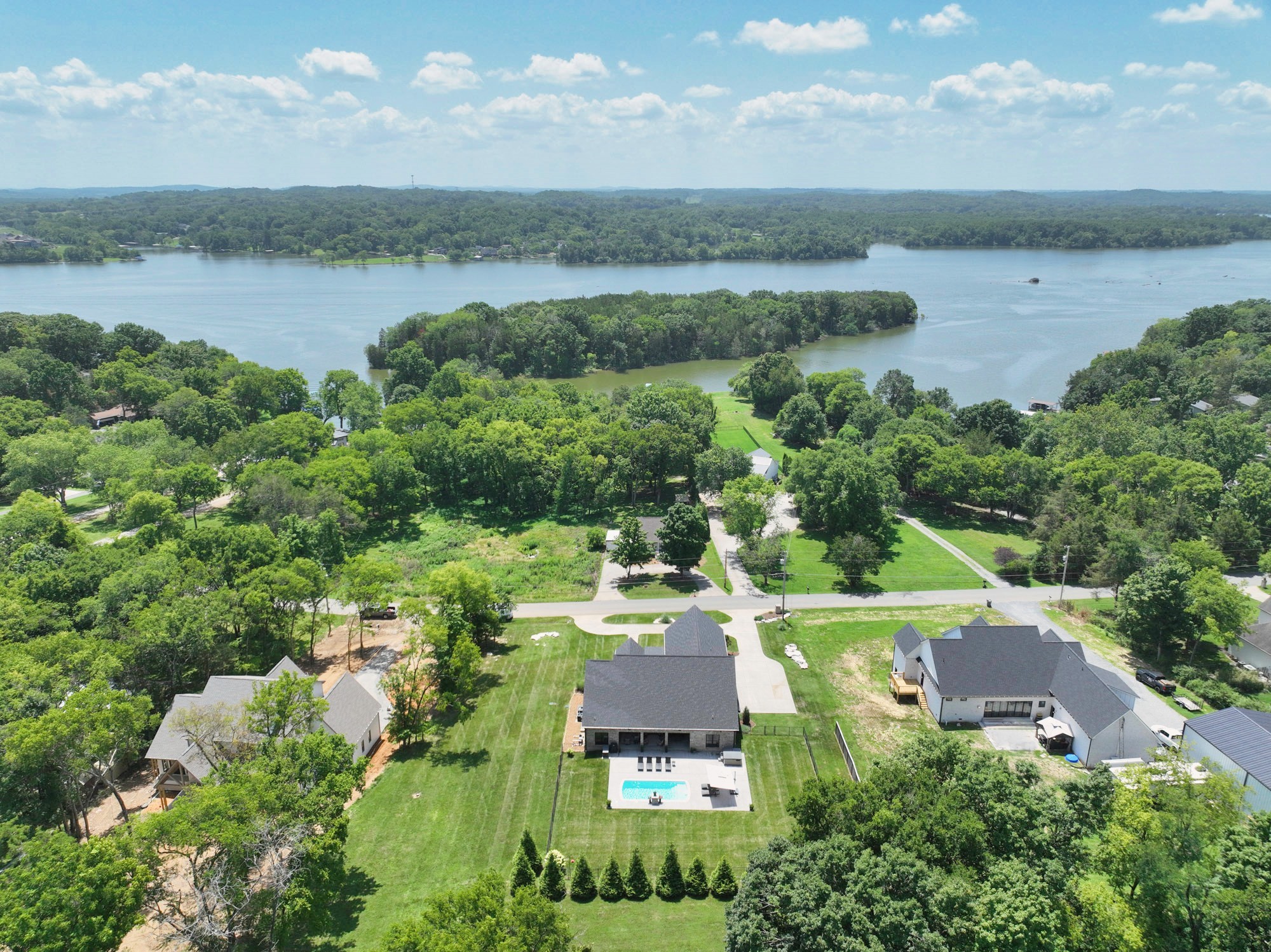 335 Sunset Island Trl