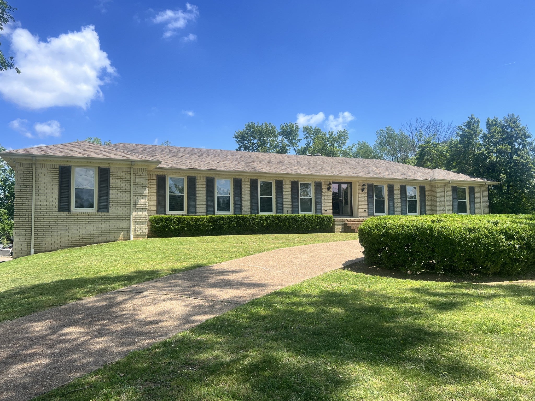 4-bed listing at 213 Barley Mill Rd Old Hickory, Old-Hickory