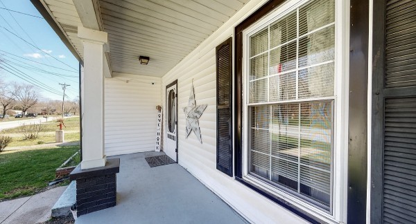 419 E Main St