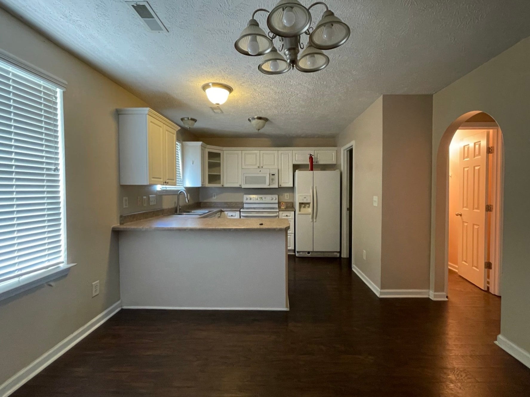 3001 Hamilton Church Rd 530
