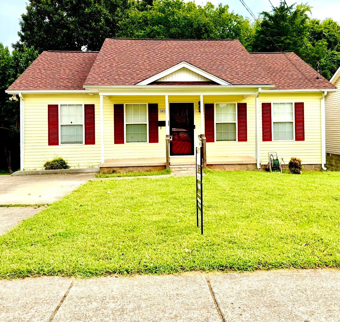 3-bed listing at 3428 Rainwood Dr, Nashville