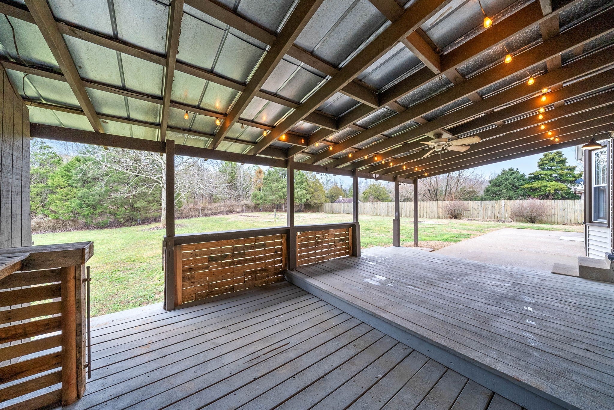 803 Merritt Lewis Ln