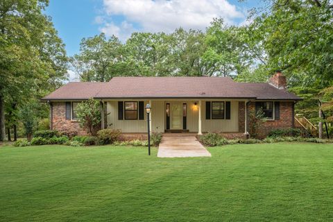 1085 Claylick Road White Bluff TN 37187