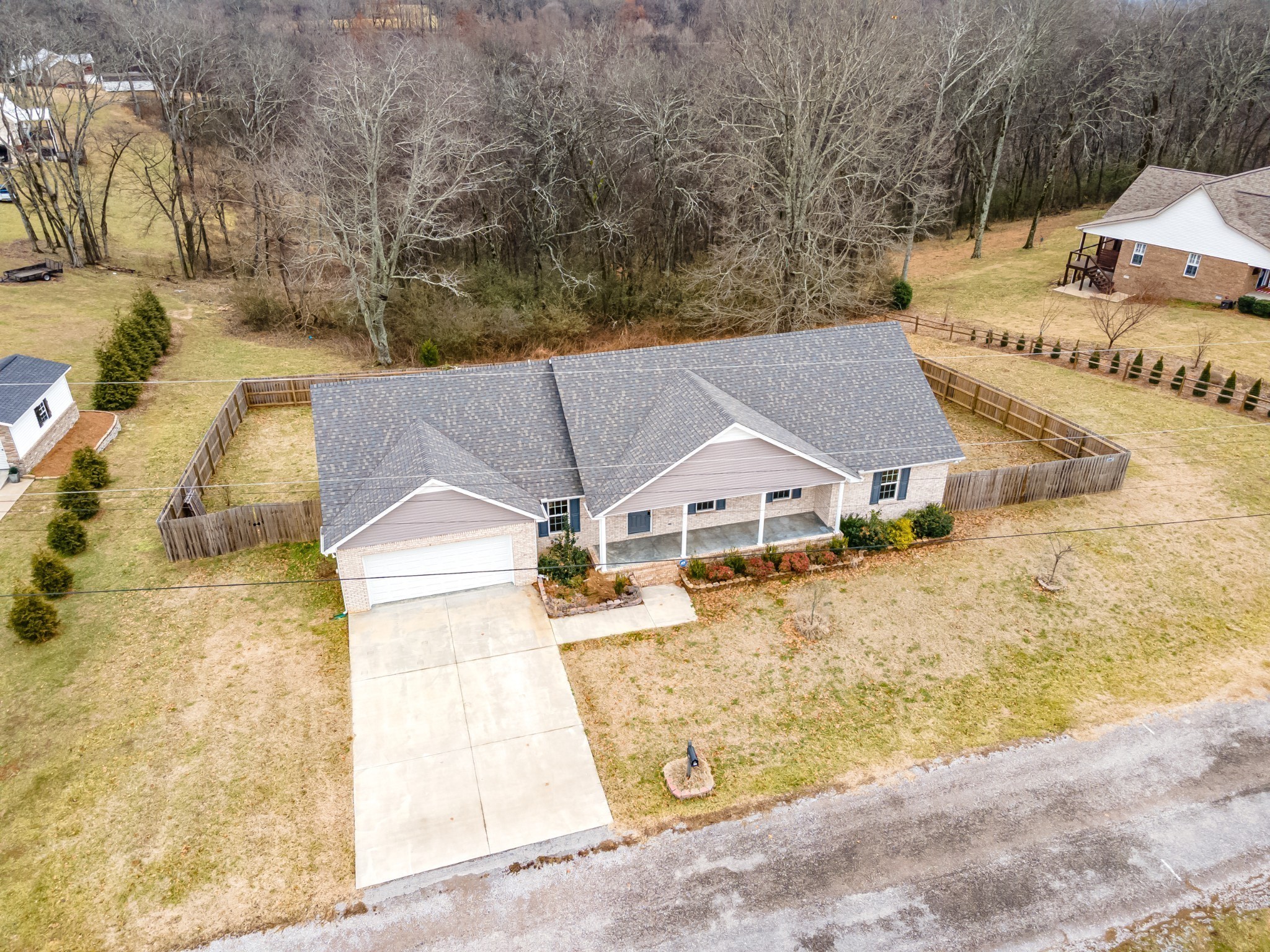 115 Lookout Ln